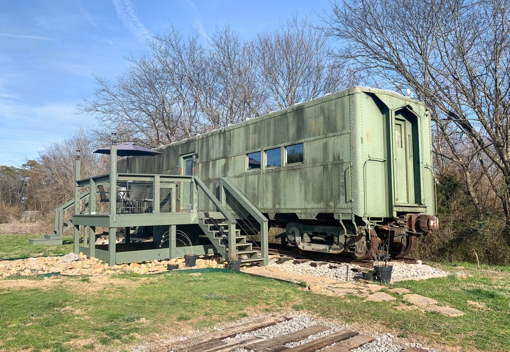 this World War II-era train car in Maryville, Tennessee, USA is available to rent on Airbnb! Finding unique places to stay is a good approach to planning your travel.